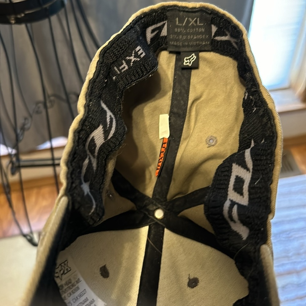 Mens Fox’s racing hat​ - Picture 8 of 10